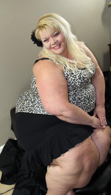 25P BBW Goddess #393