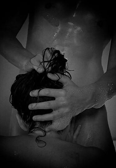 25P Porn Art in the Shower . . . 