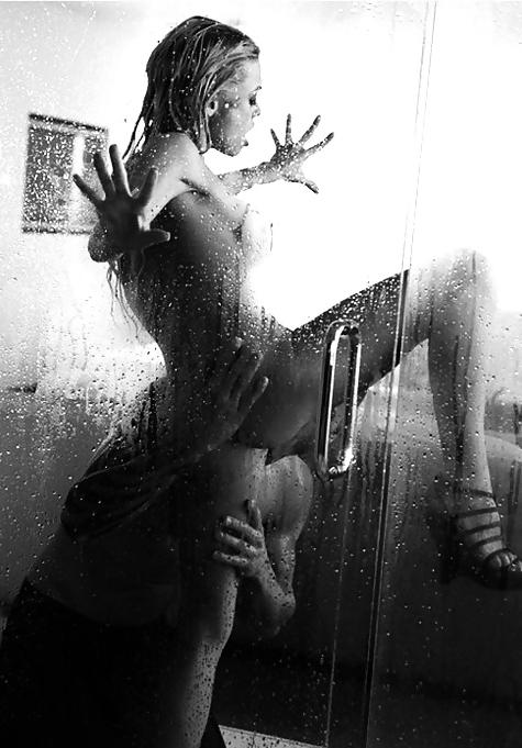 25P Porn Art in the Shower . . . 
