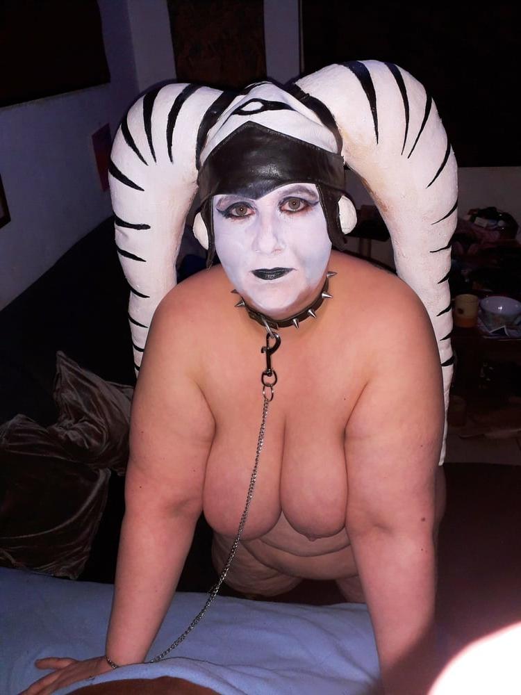 21P How to punish your twi'lek slave