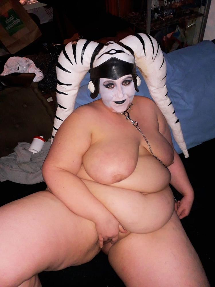 21P How to punish your twi'lek slave