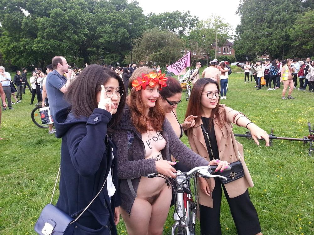 25P Cute Brunette Southampton 2016 wnbr (world naked bike ride)