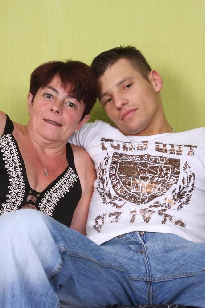 25P Ugly Raunchy Sex 67