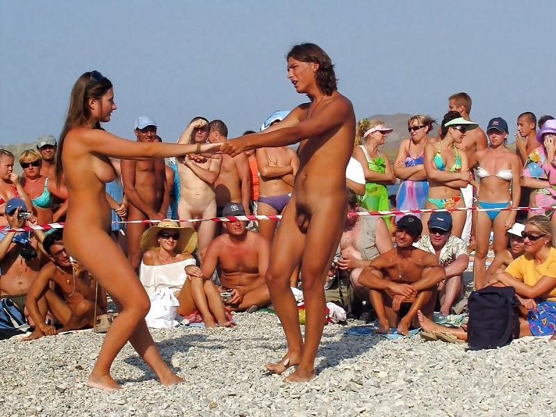 22P Real nudists