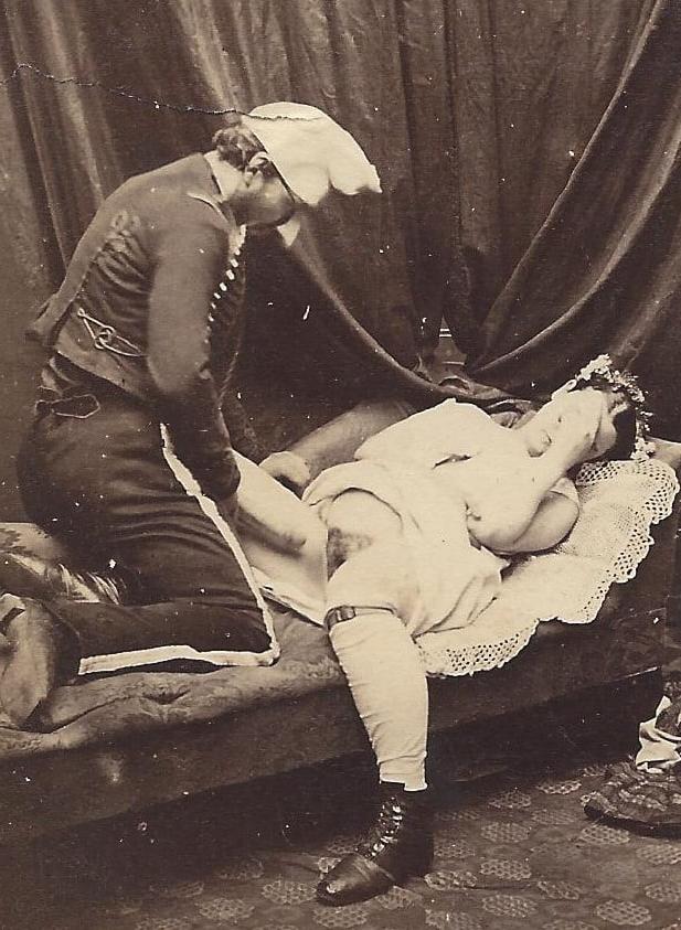 25P Real Vintage Porn 001