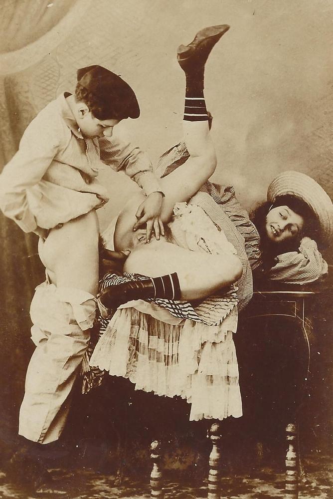 25P Real Vintage Porn 001