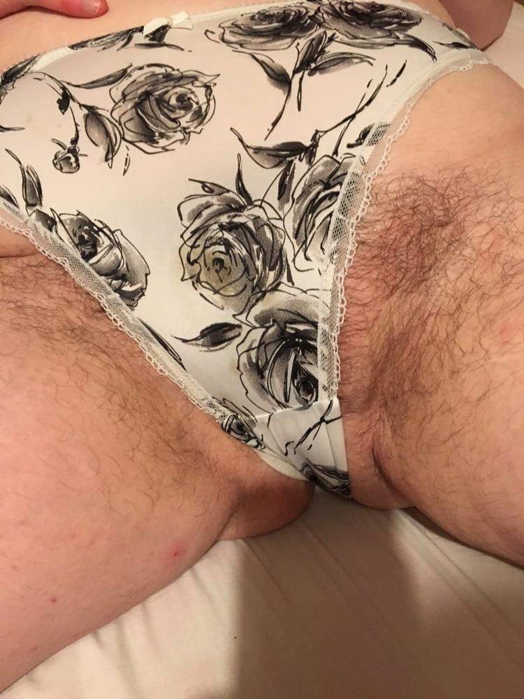 15P Gabrielly 54 yo chubby and hairy