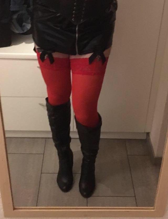 11P Zofe Elle 121 feminin dessous gehorsam schwanzgeil Bern CH