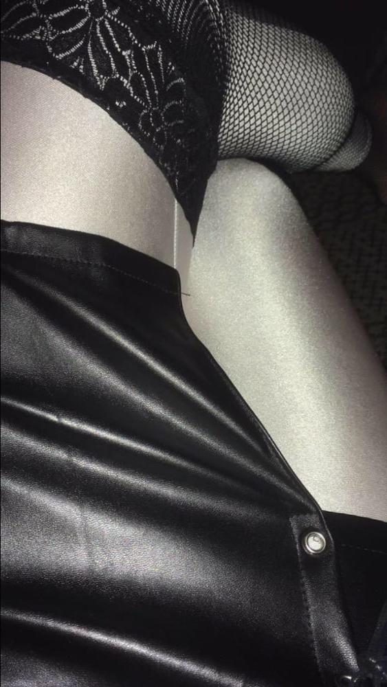 11P Zofe Elle 121 feminin dessous gehorsam schwanzgeil Bern CH