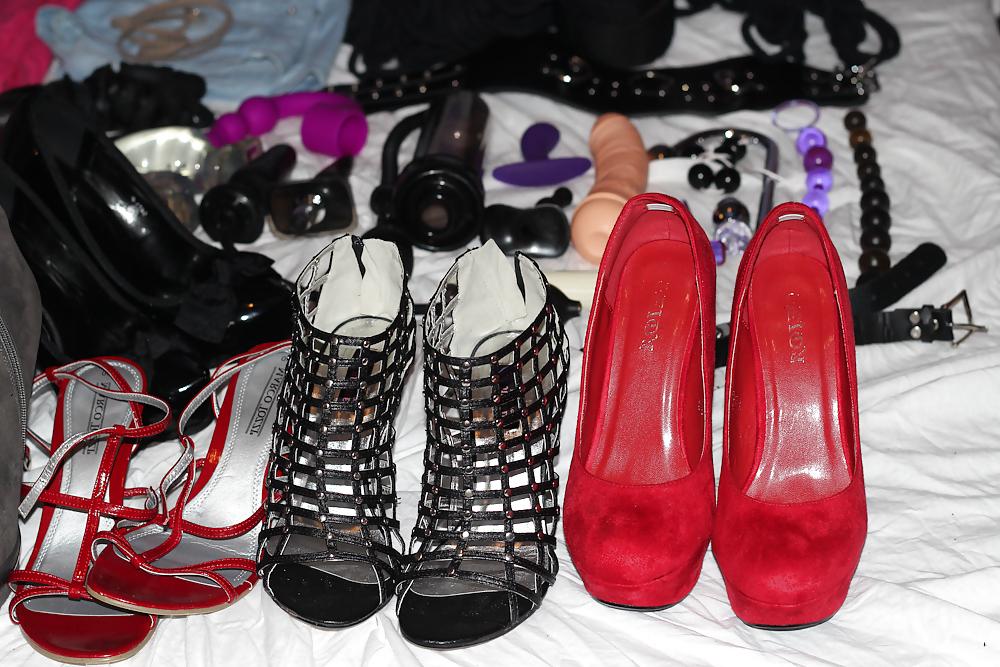 8P My toys and some clothings