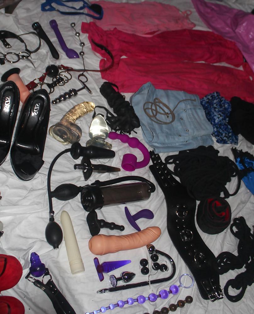 8P My toys and some clothings
