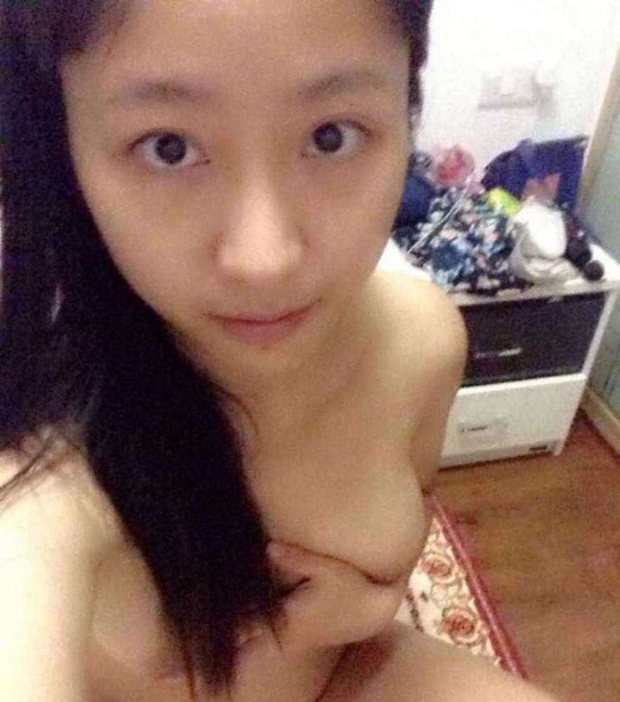 21P Asia girl with glasses 8