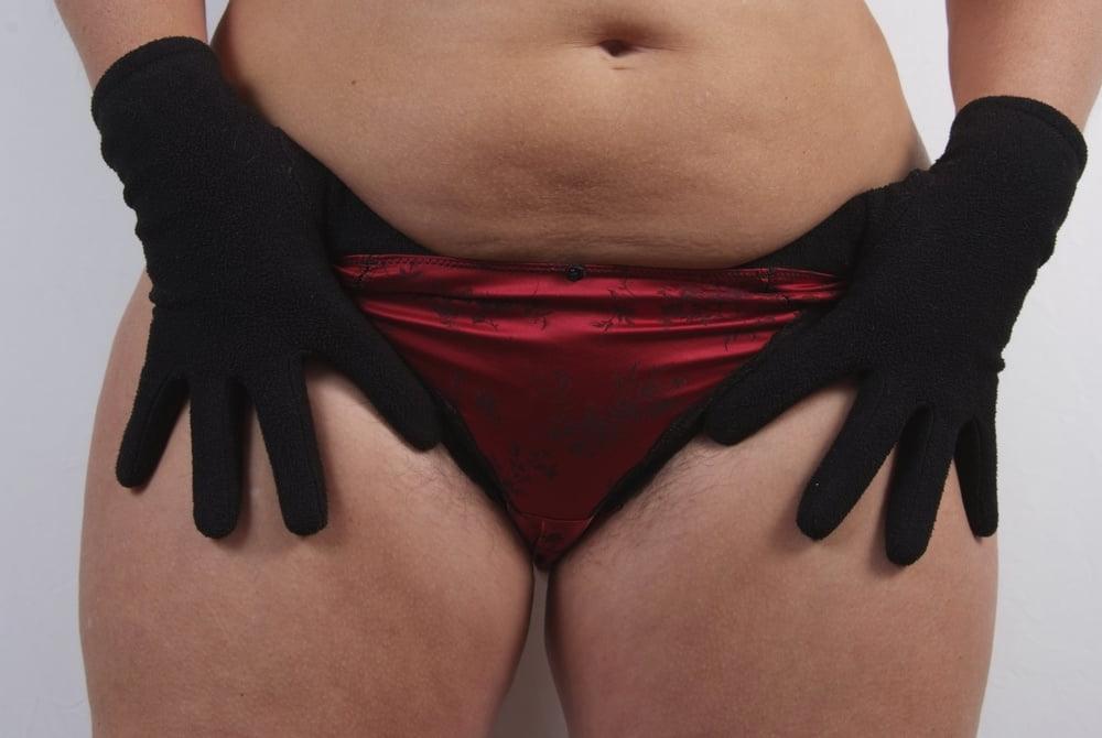 25P Curvy British mature amateur Gabriella K (11)