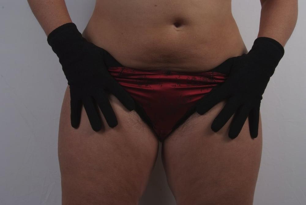 25P Curvy British mature amateur Gabriella K (11)