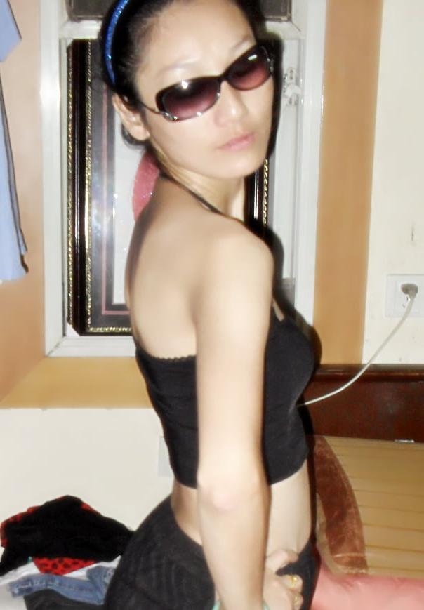 24P Asia girl with glasses 10