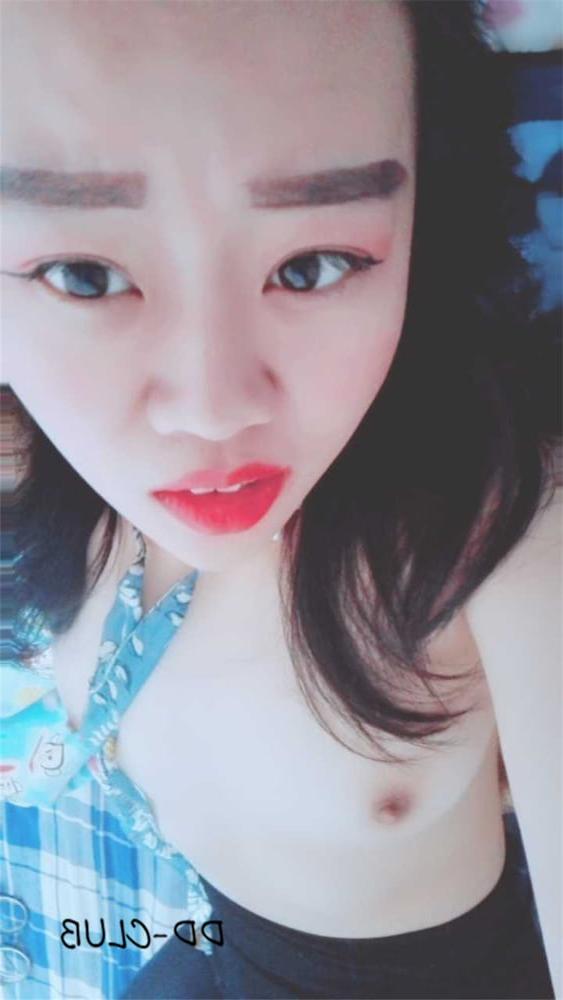 24P Asia girl with glasses 9