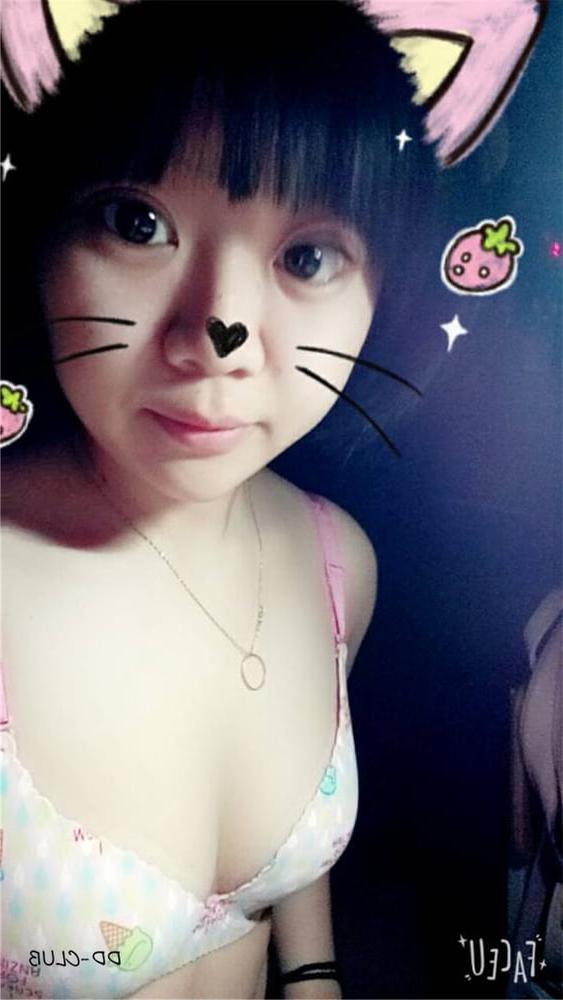 24P Asia girl with glasses 9