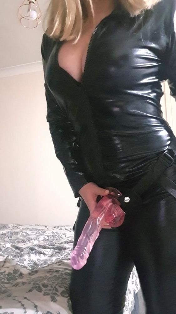 23P Crossdresser Sluts &amp; TRanny's &amp; Girlfriends