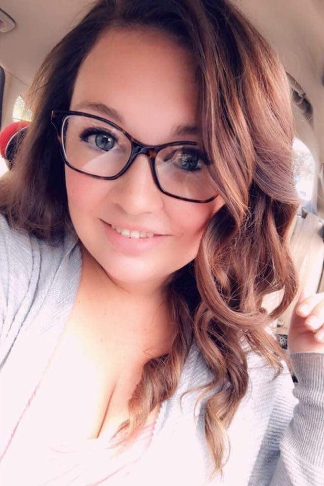 10P Pretty chubby begging for tributes 2