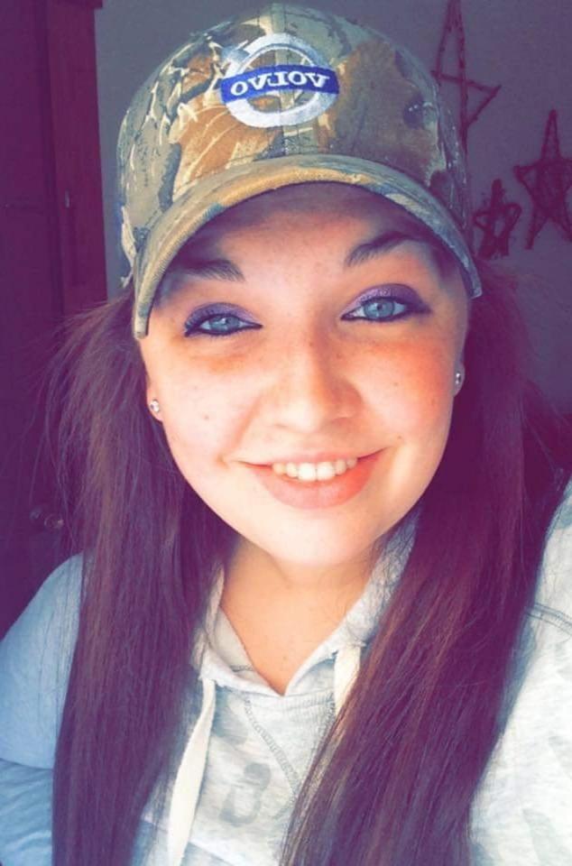 10P Pretty chubby begging for tributes 2