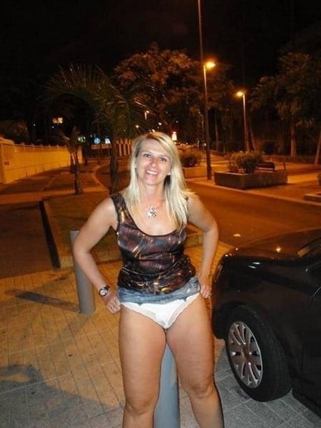 25P Women Need Exposure 785 - Classic Michaelina