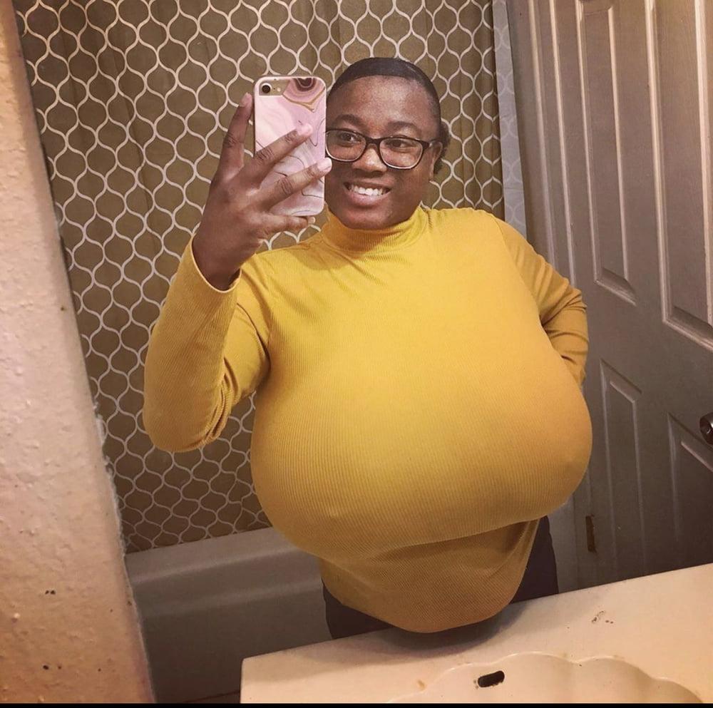 25P My bOOb queens 27