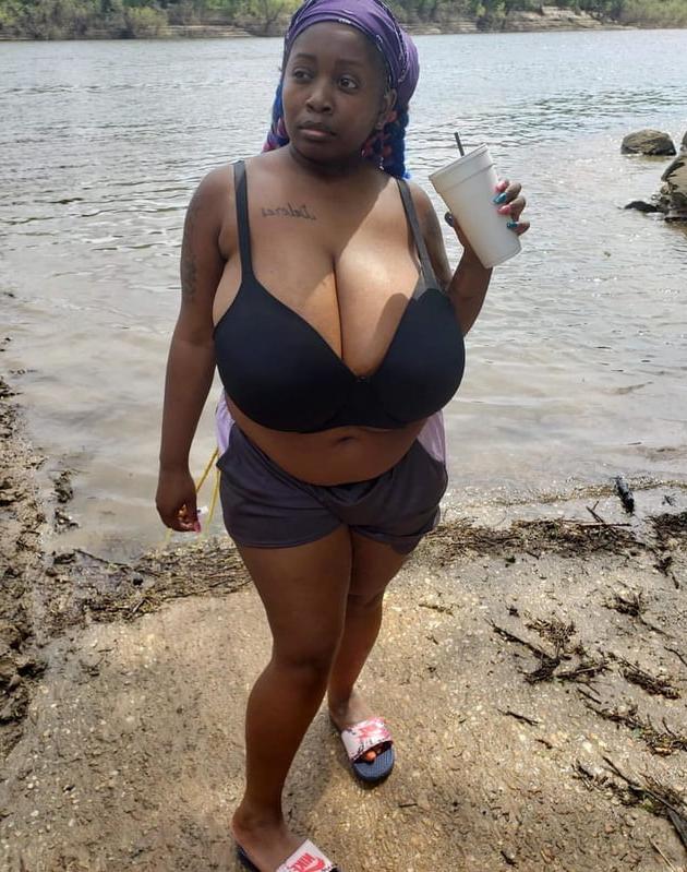 25P My bOOb queens 27