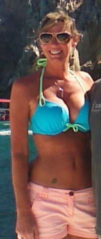 9P Sexy MILF 4