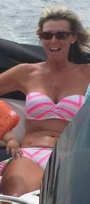 9P Sexy MILF 4