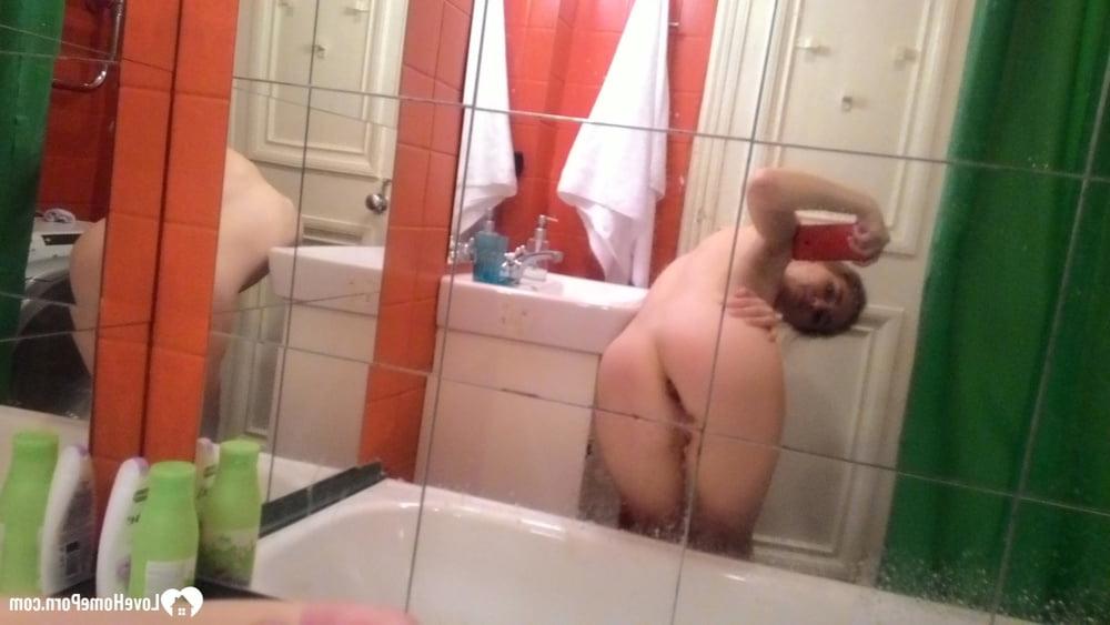 20P Cute teen has no shame in exposing herself
