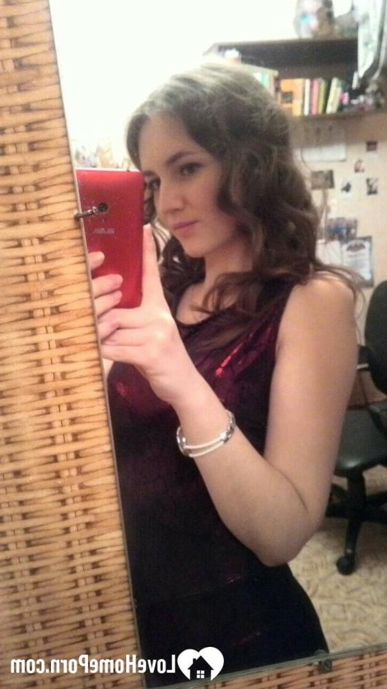 20P Cute teen has no shame in exposing herself