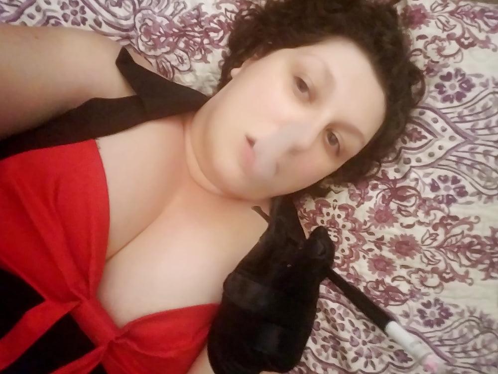 18P 50's Glam Pinup Style Smoking Cigarette Holder Milf Wife