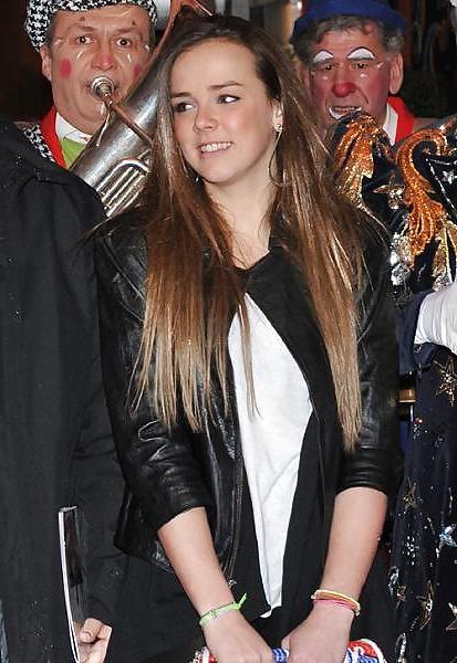 25P FEMALE 19 TO 21 YEARS OF AGE II