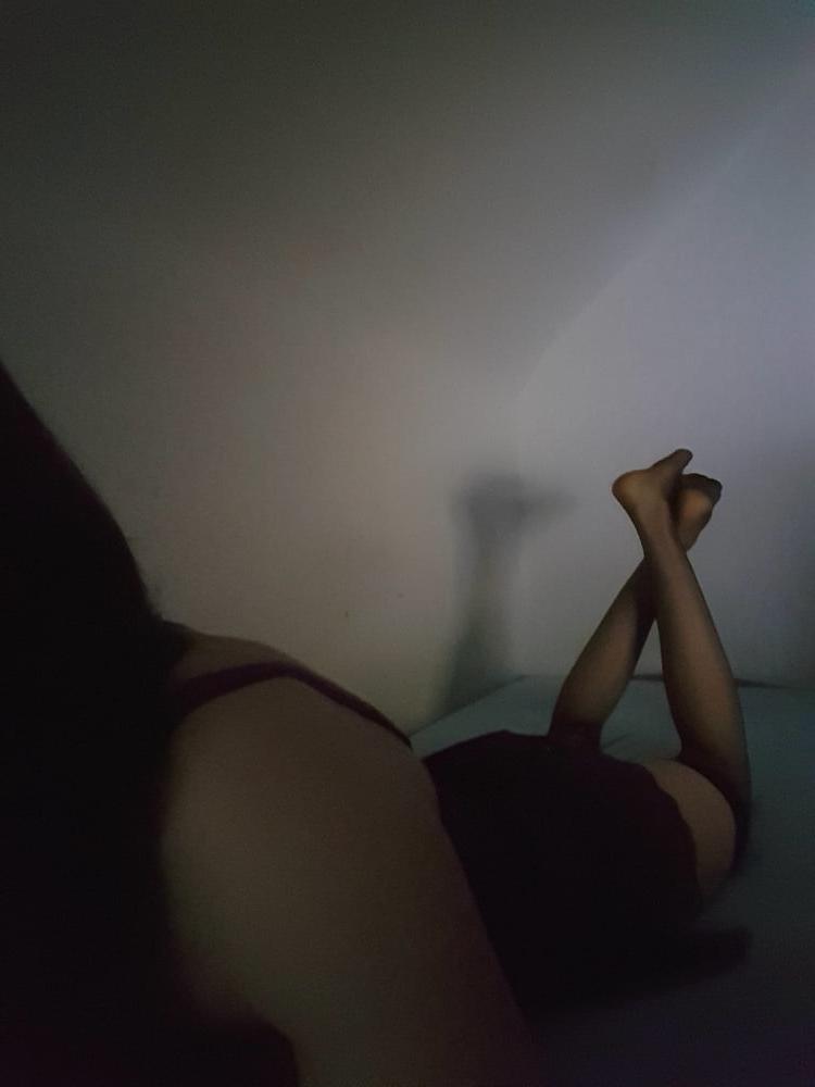 10P Skinny Sissy bitch