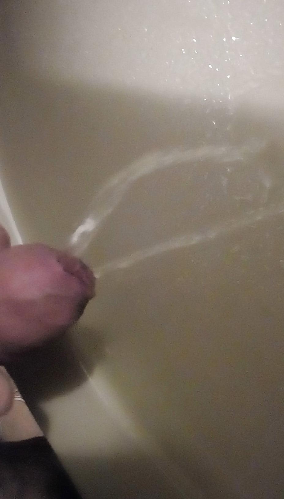 19P aj lajk piss
