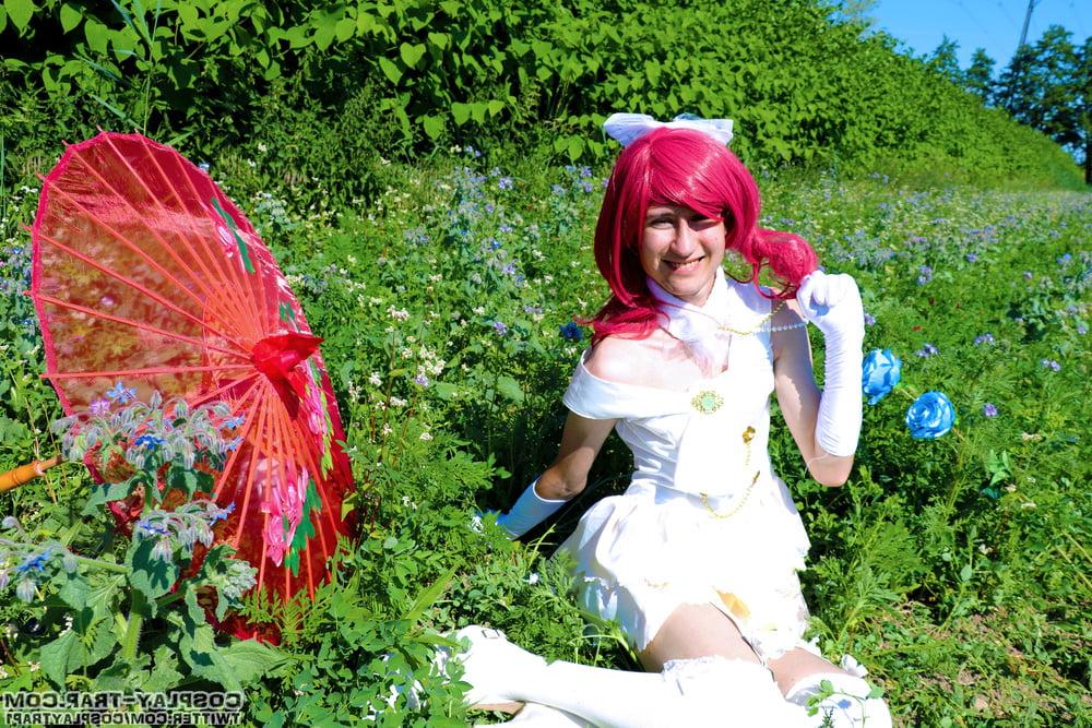7P bride Maki's getting horny on her wedding photoshoot