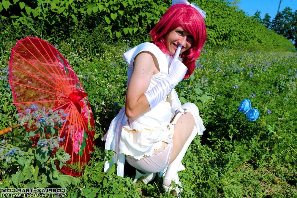 7P bride Maki's getting horny on her wedding photoshoot