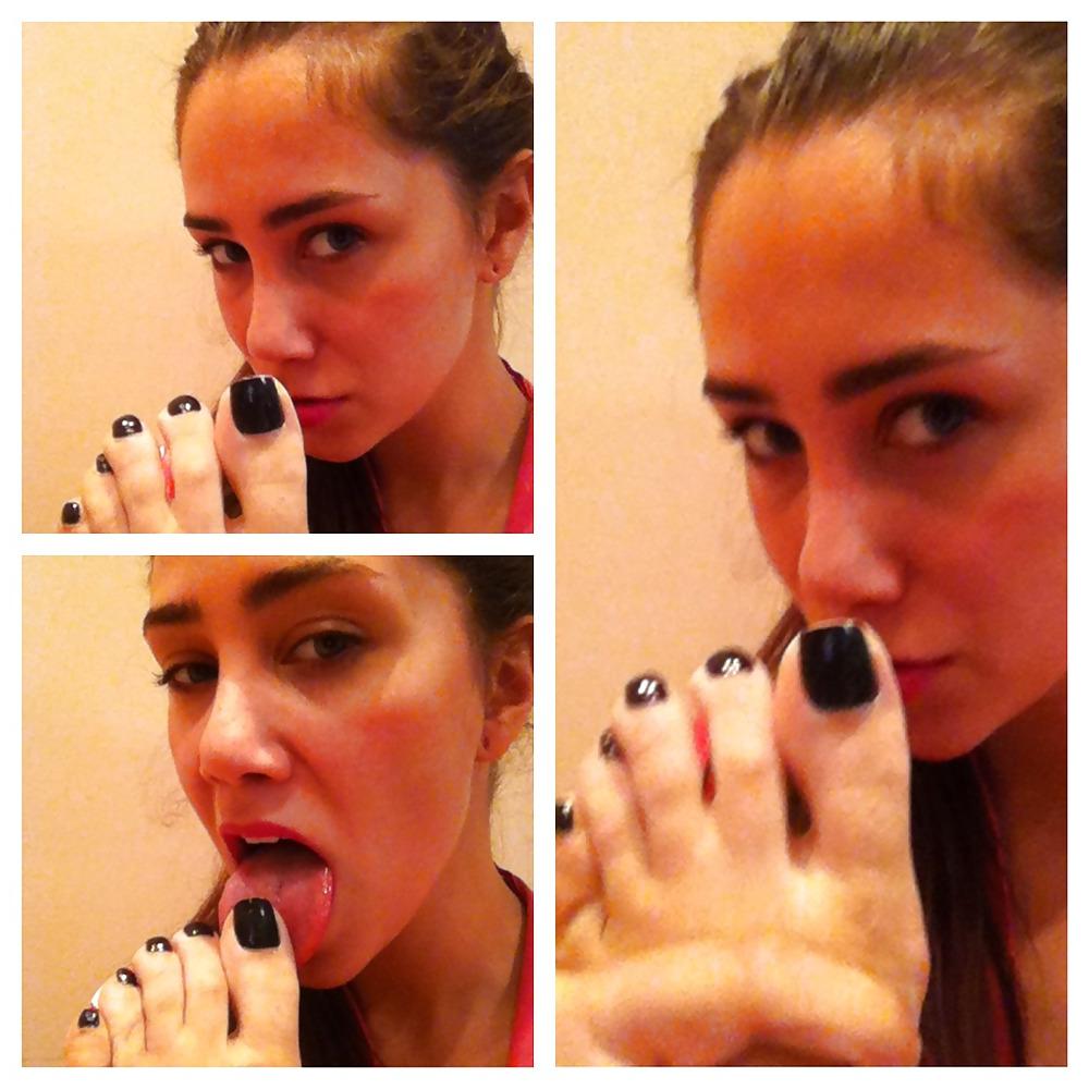 25P Wtf Sexy Teenie Feet reloaded v0.5
