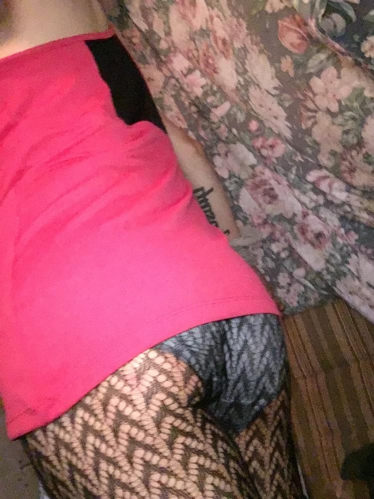 13P Saturday morning Sissy - penis rub &amp; tug