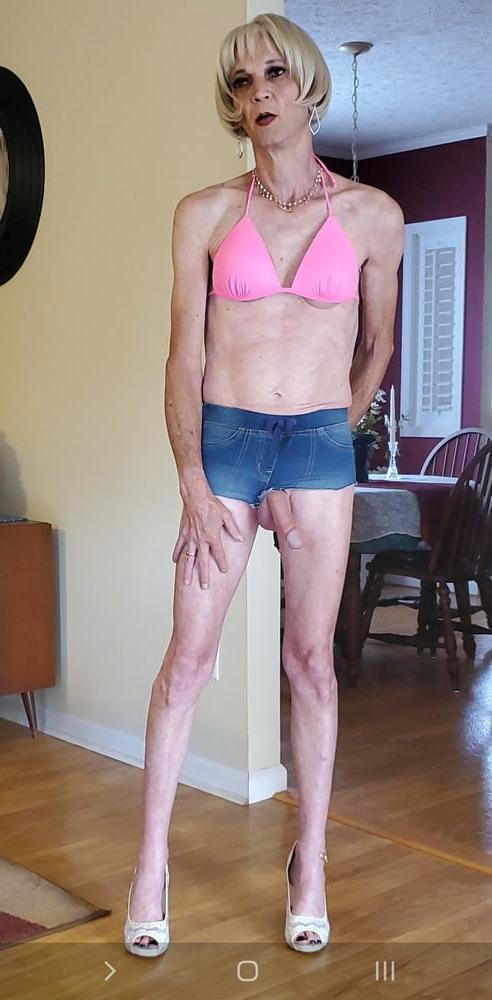 24P Bobbie's Daisy Dukes