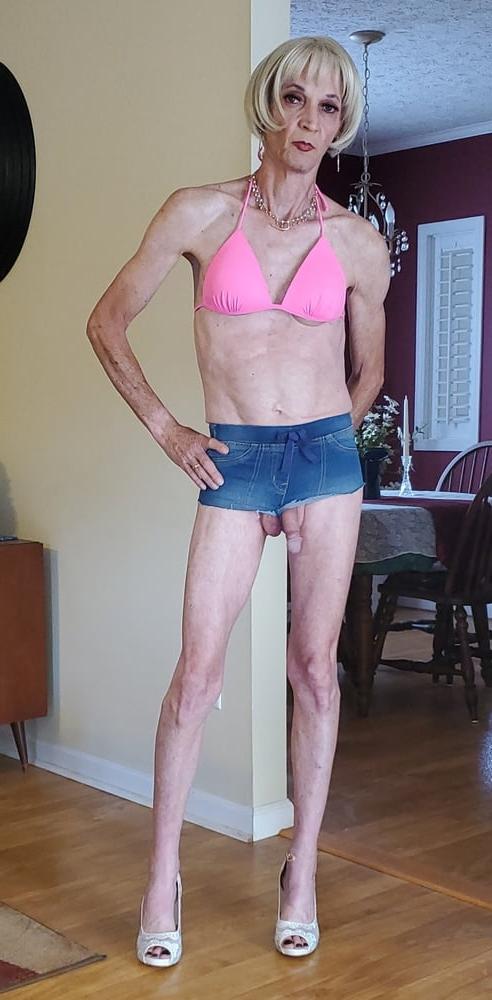 24P Bobbie's Daisy Dukes