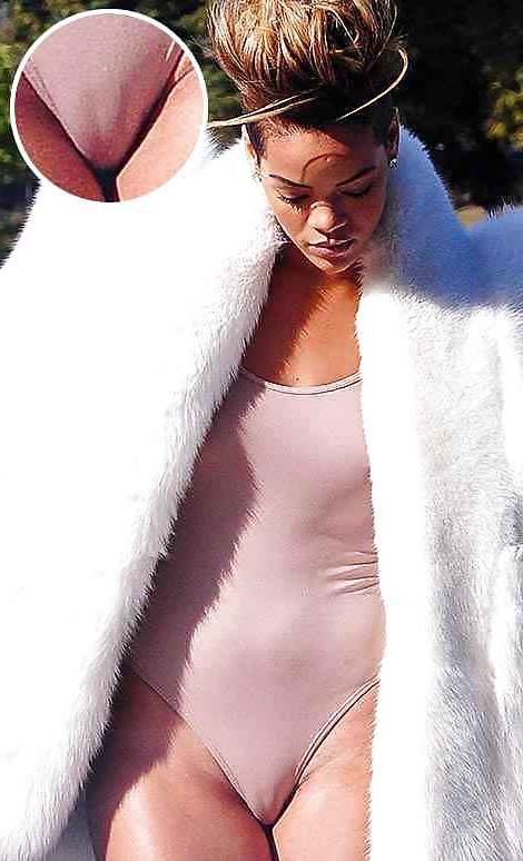 17P Rihanna oben ohne