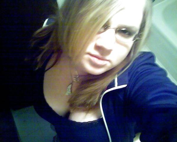 6P Blonde bitch