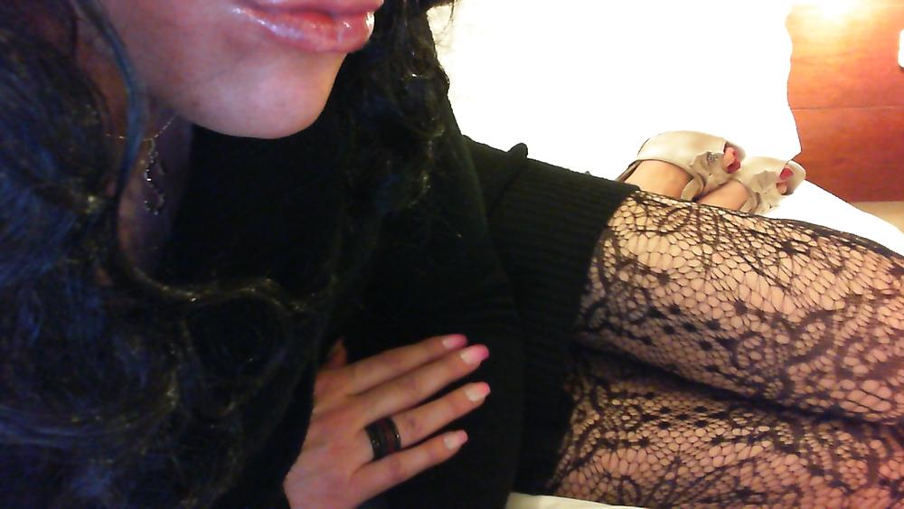 25P Shemale pantyhose heels tranny female pussy