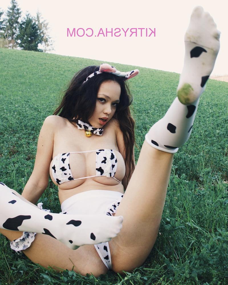 8P Bitch I'm a Cow! MOOO!