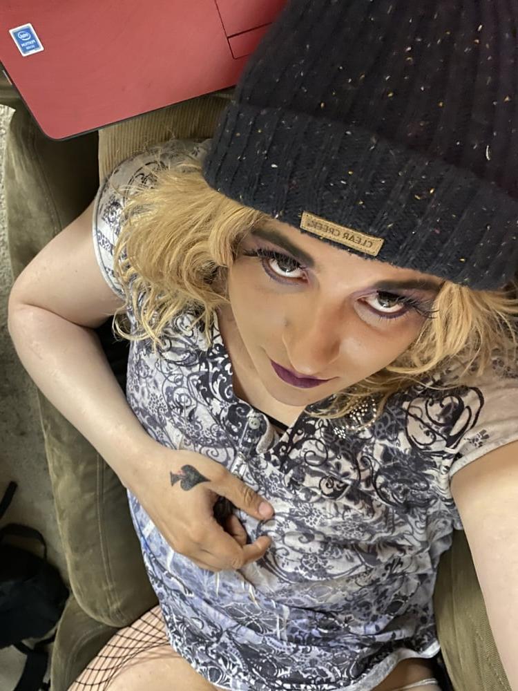 12P Sissy Bitch