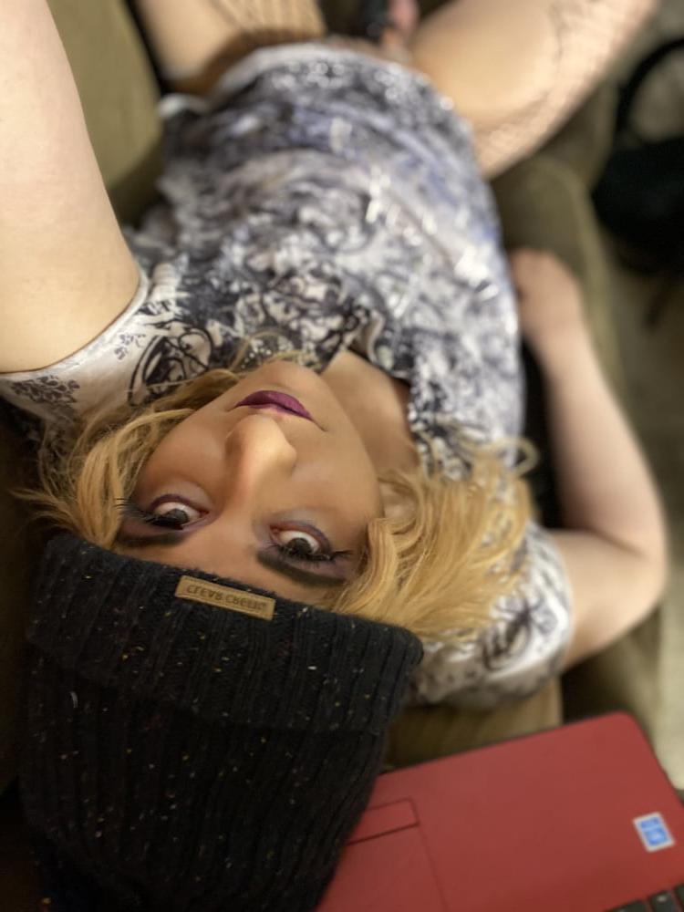 12P Sissy Bitch