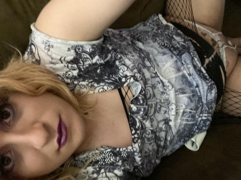 12P Sissy Bitch