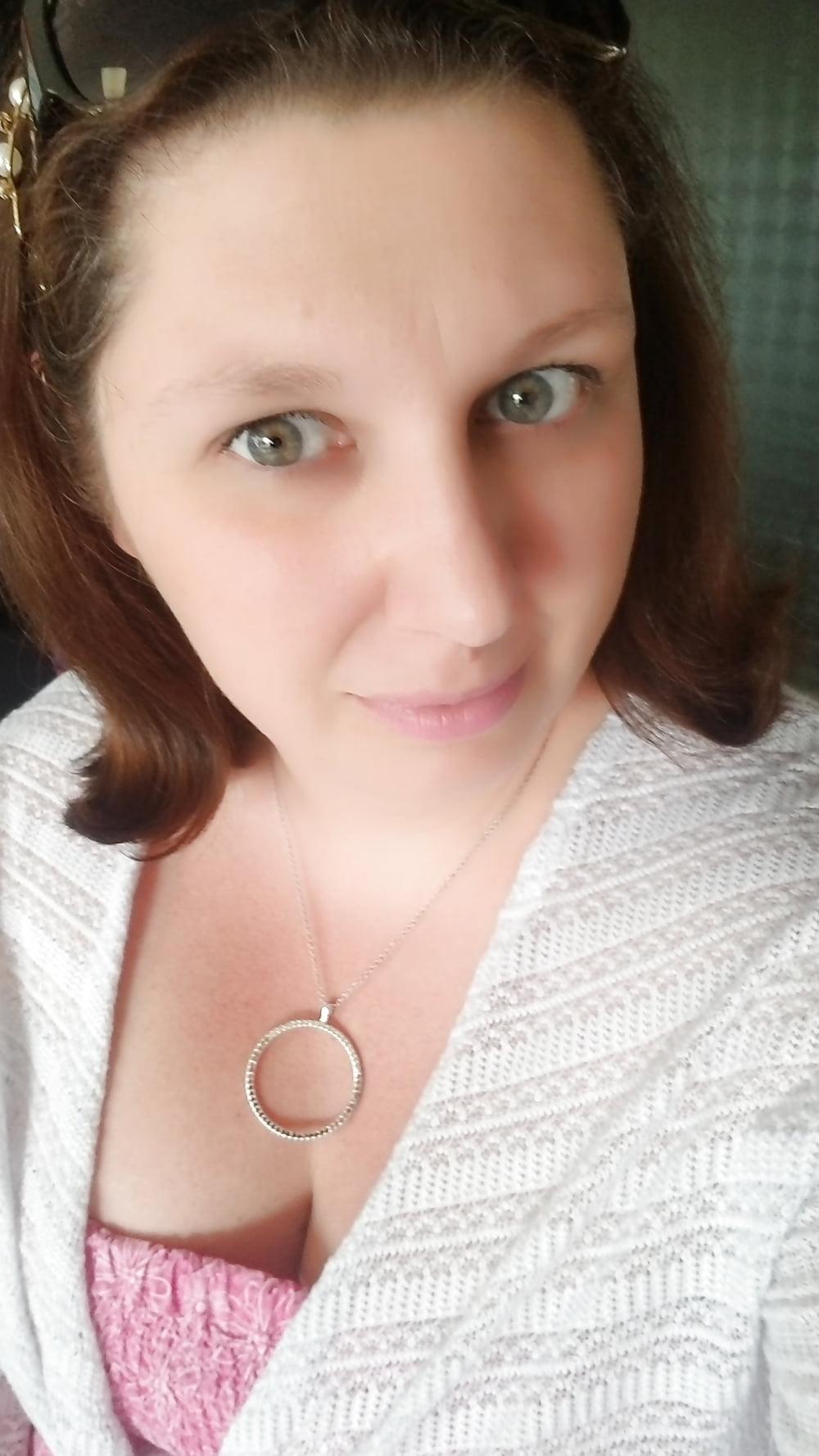 24P The Dainty Deviant Daily...housewife &amp; dance mom life  milf