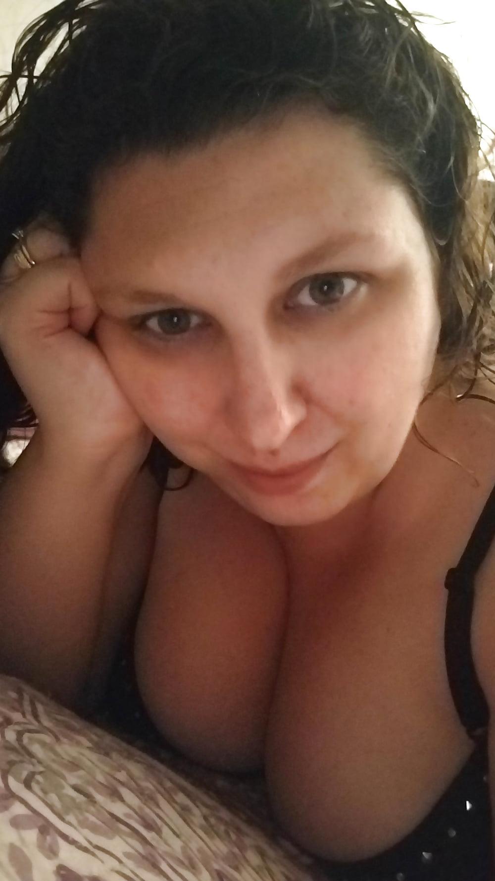 24P The Dainty Deviant Daily...housewife &amp; dance mom life  milf